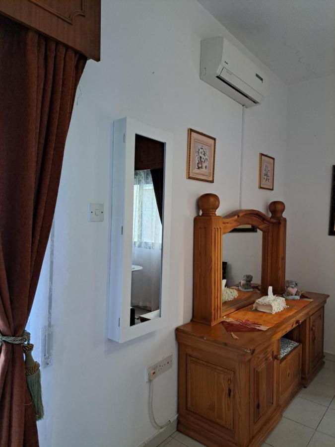 Shared Top 1St Floor Villa Limisso Esterno foto